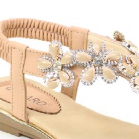 1 left Italina Floral Rhinestone Sandal Sz 6.5 - Picture 5 of 7